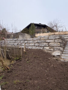 Steinmauer 2
